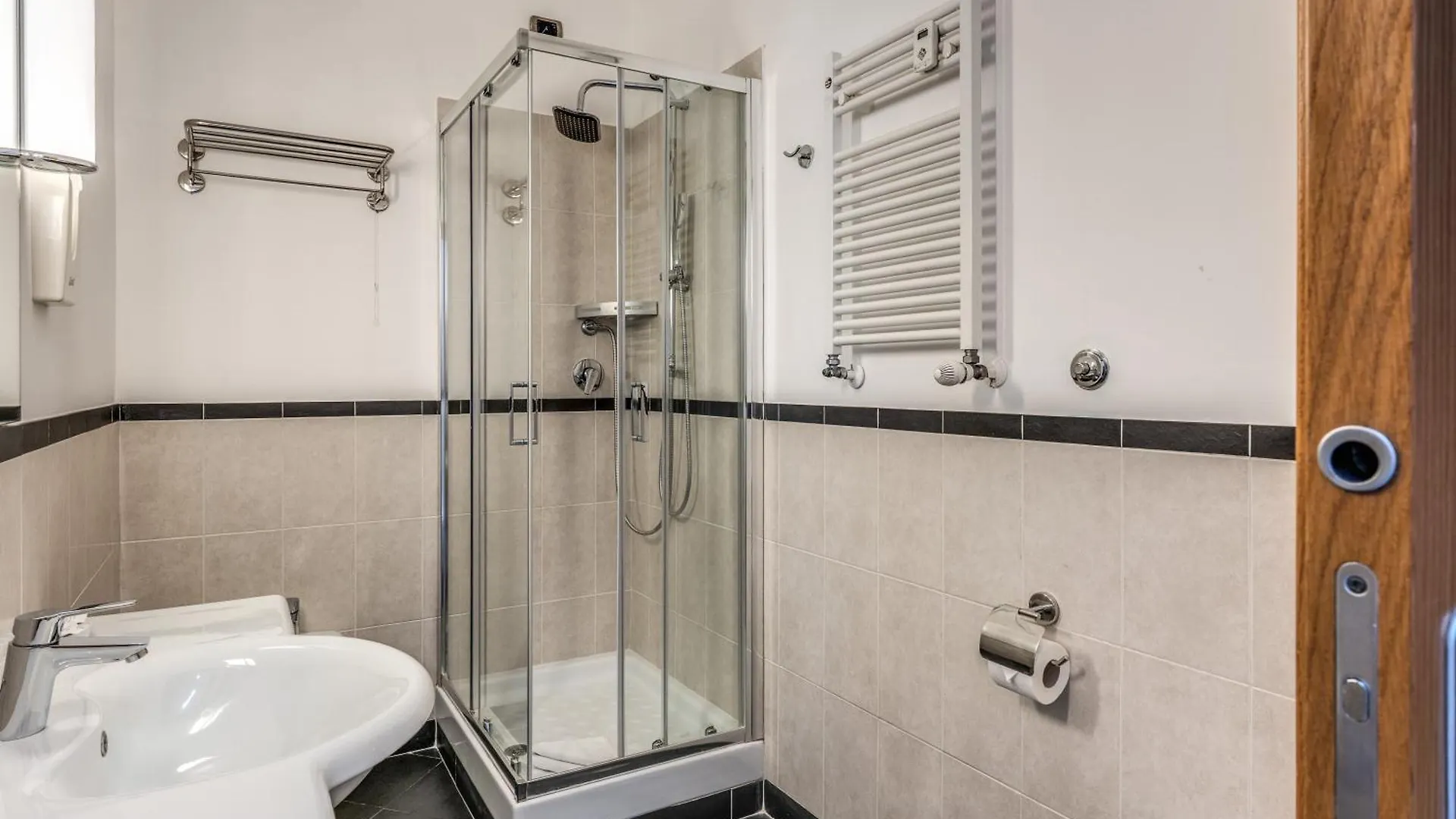 Pensionat Roma Dei Papi B&B
