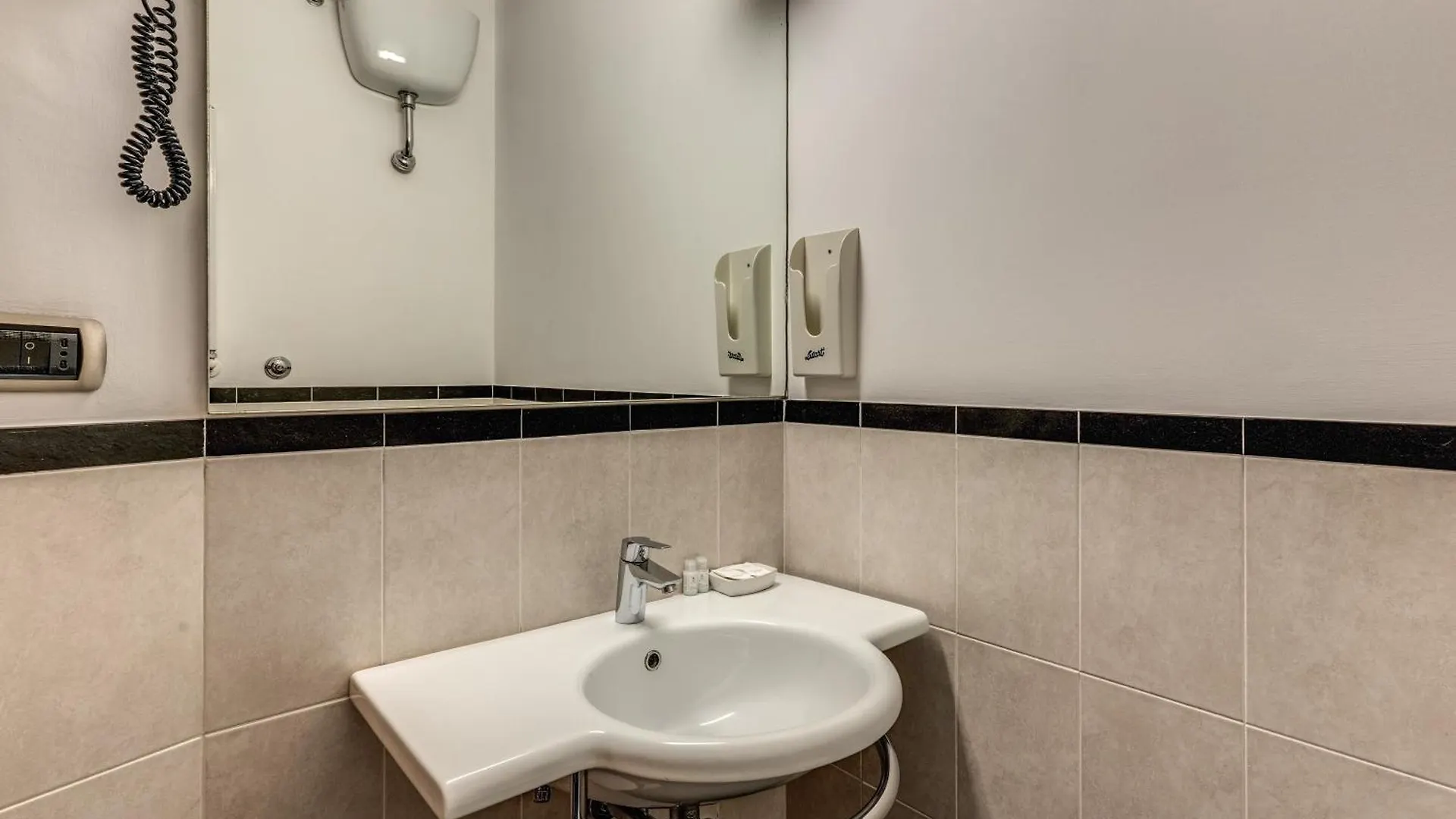 Roma Dei Papi B&B 2*, Rome Italy